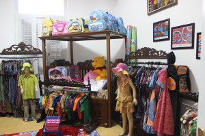 Mikala Batik 3