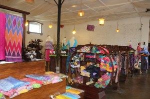 Pesona Batik 10
