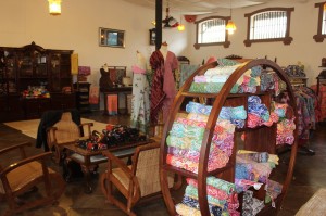 Pesona Batik 15
