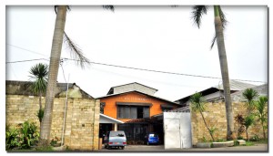 rumahudang_parking
