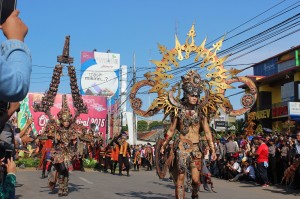 Karnaval CF 8