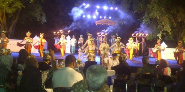 Cirebon Menuju Kota Destinasi Wisata Cirebon Menuju Kota Destinasi Wisata