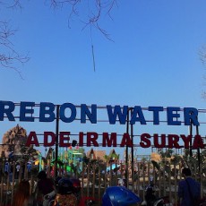 Menanti Kemeriahan Wisata Pantai Cirebon Waterland